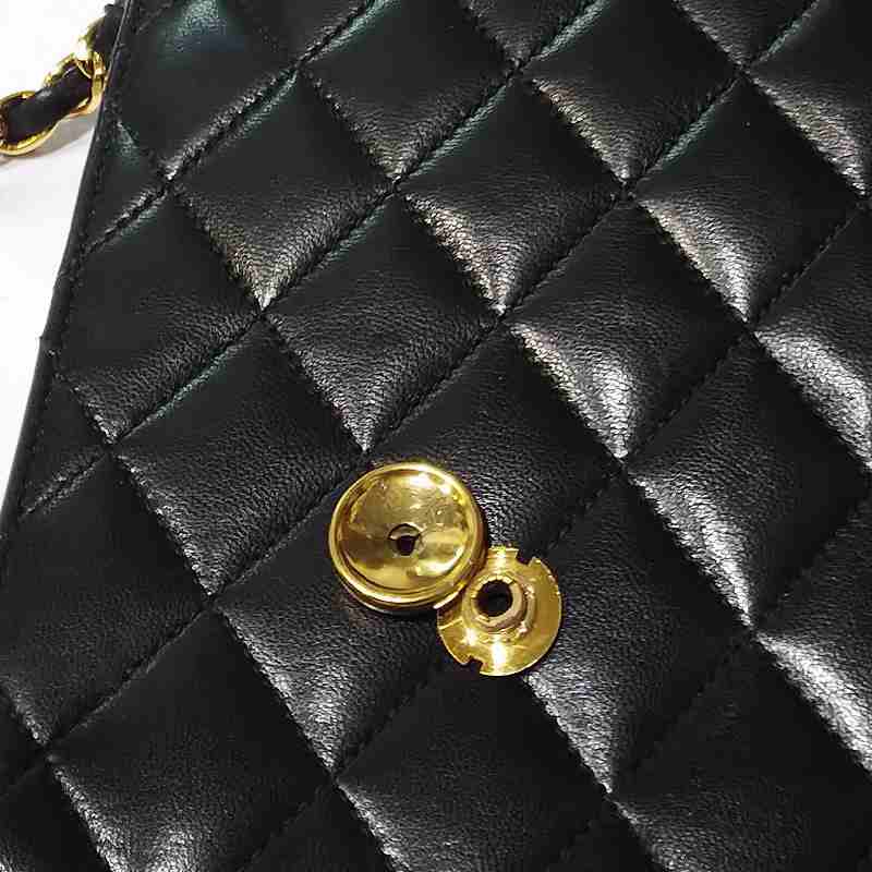 カバンの金具が取れた・ゆるんだ