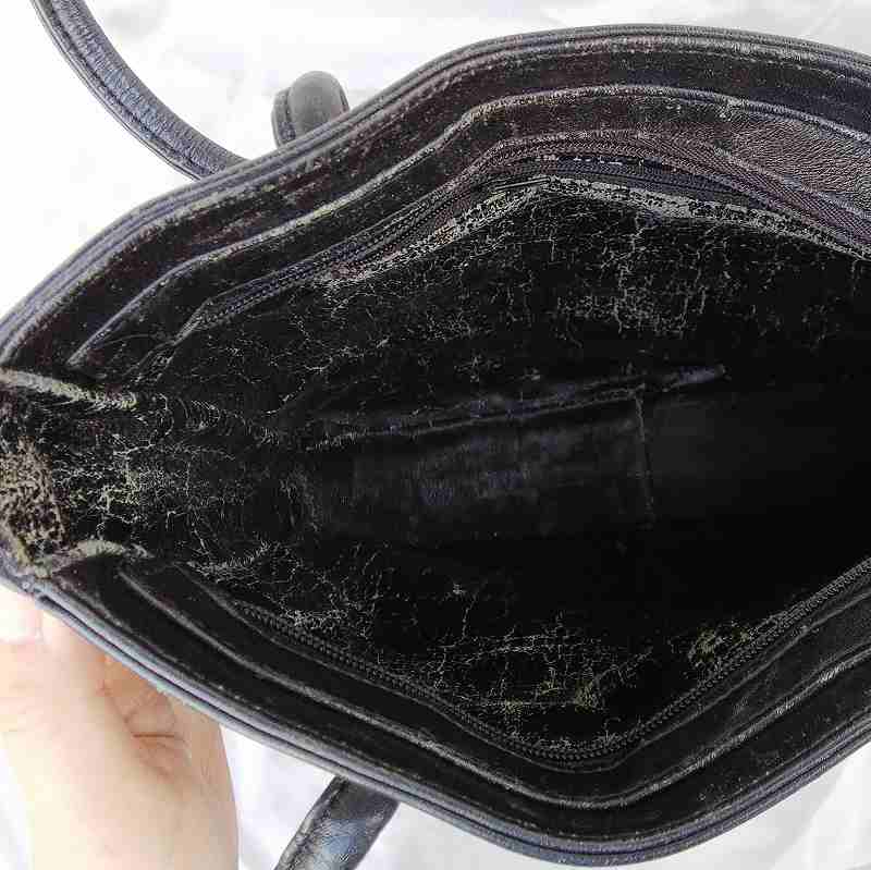 カバンの内袋が破れた・汚れた
